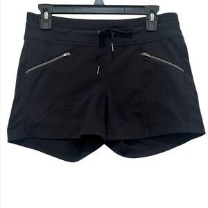 Athleta Metro Slouch women’s Small stretch biker shorts